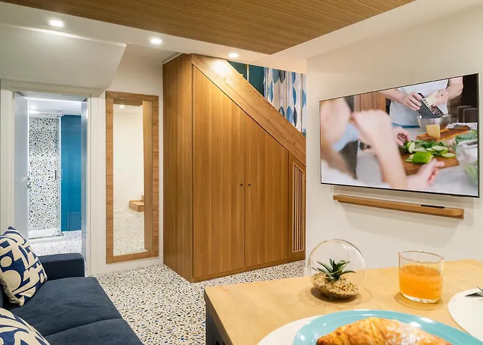 아파트 Elena's Flat